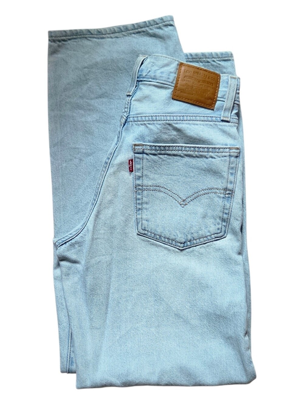 Levi's Premium Light Blue Baggy Dad Jeans 23